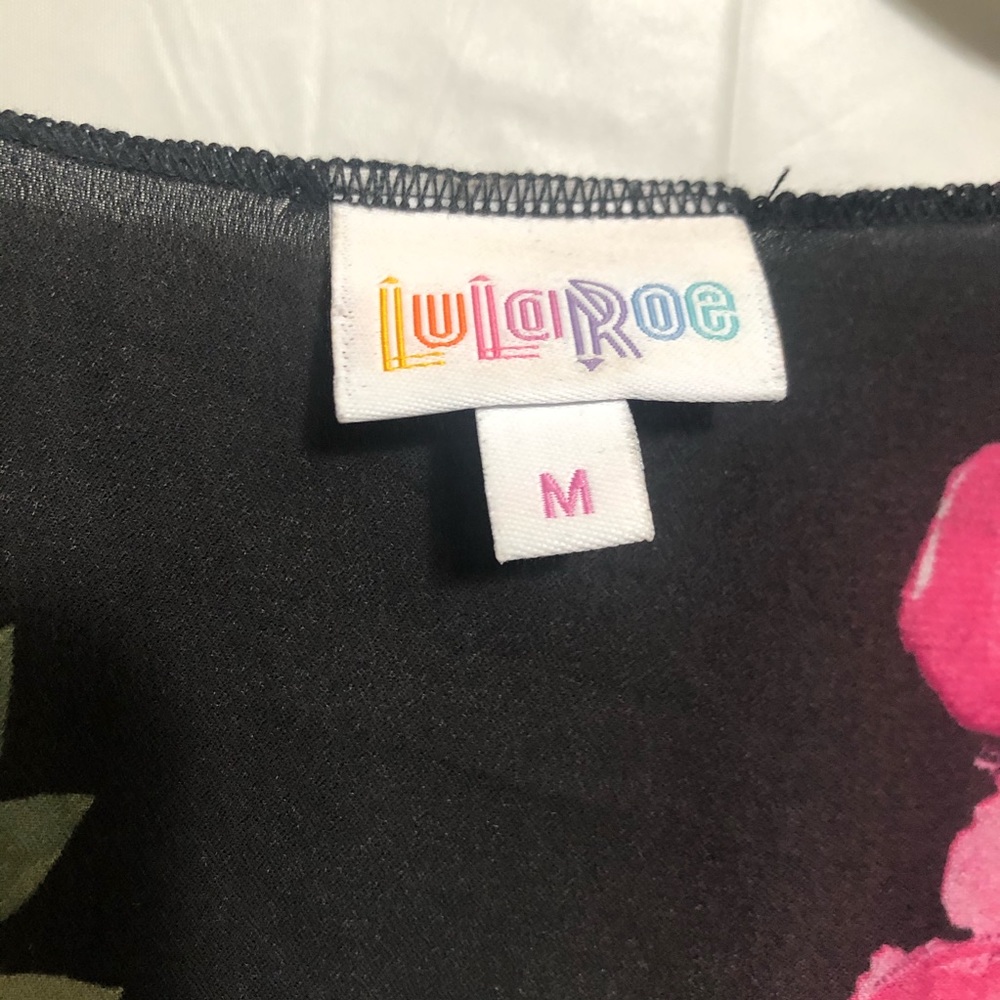 M LuLaRoe Kimono - Picture 3 of 6